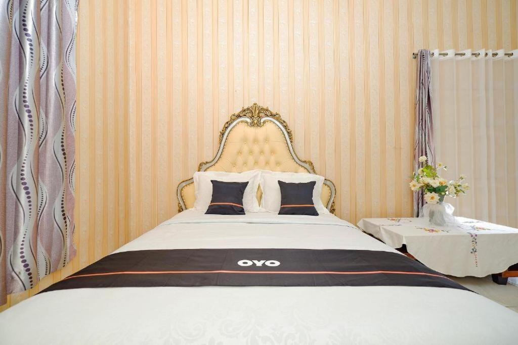 Guest House Gethsemane Salatiga Εξωτερικό φωτογραφία