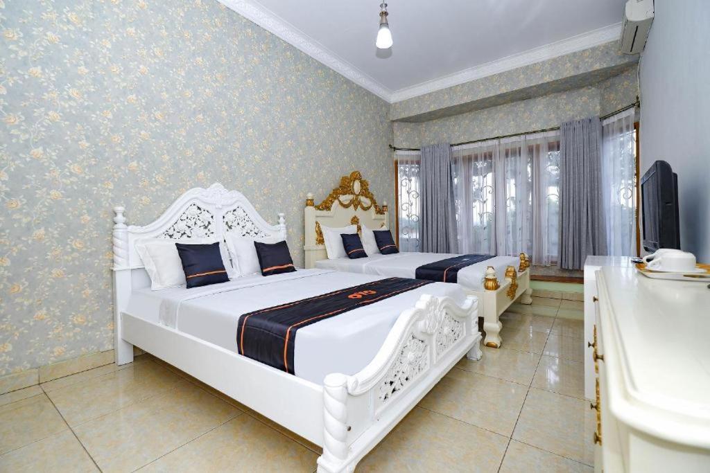 Guest House Gethsemane Salatiga Εξωτερικό φωτογραφία